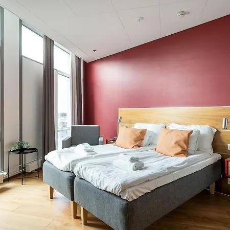 Hotel Hiisi Jaetkaesaari 3*