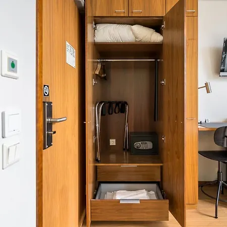 Hiisi Jaetkaesaari Hotel Helsinki