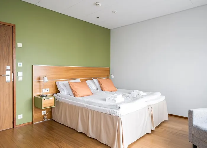 Otel Hiisi Jaetkaesaari 3*