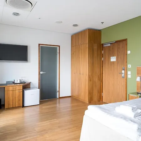 Hiisi Jaetkaesaari Otel