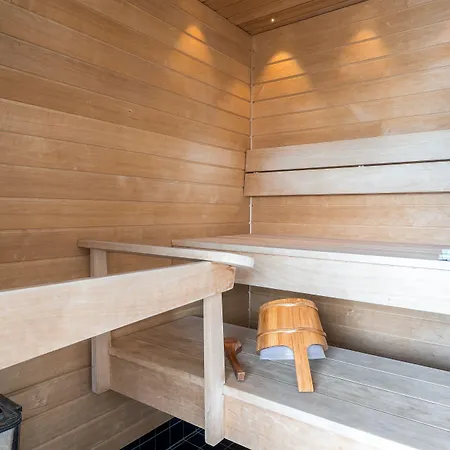 Hiisi Jaetkaesaari ホテル ヘルシンキ